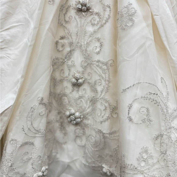 ST.Pucchi by Rani #9385 Bridal Ball Gown Wedding DRESS SZ 10 SiLk Ivory #5 - Picture 11 of 11